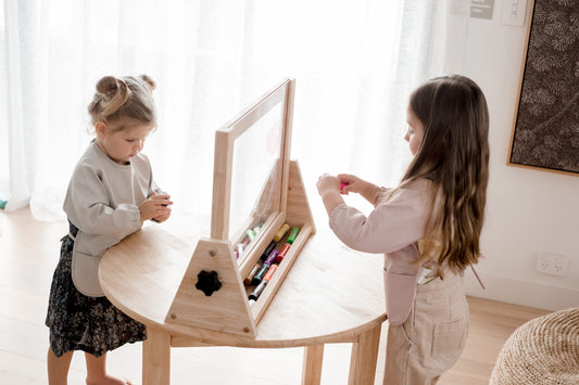 QToys 4-In-1 Table Easel