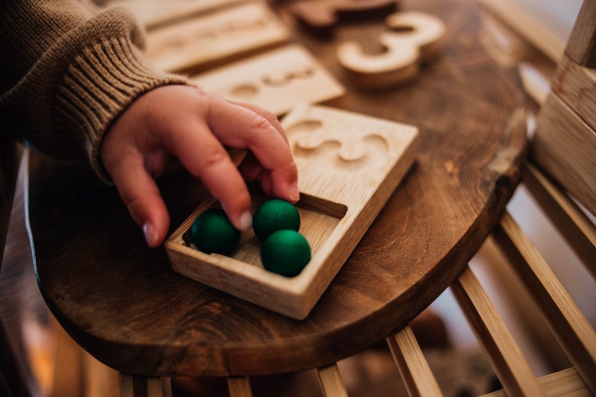 QToys Counting And Writing Tray