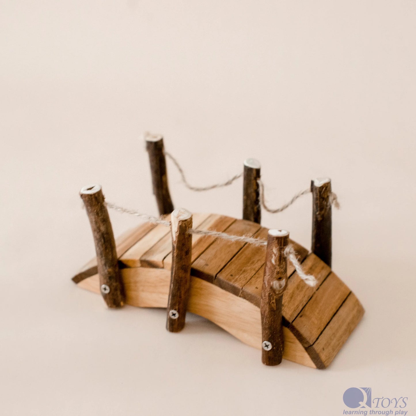 QToys Natural Wooden Bridge