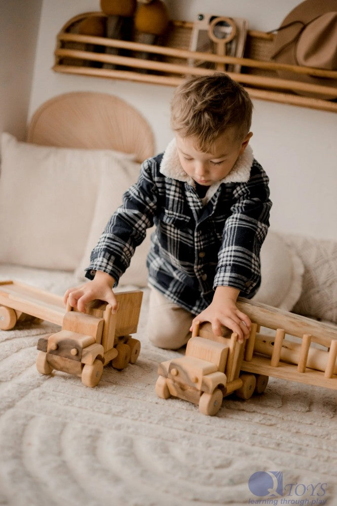 QToy Log Truck