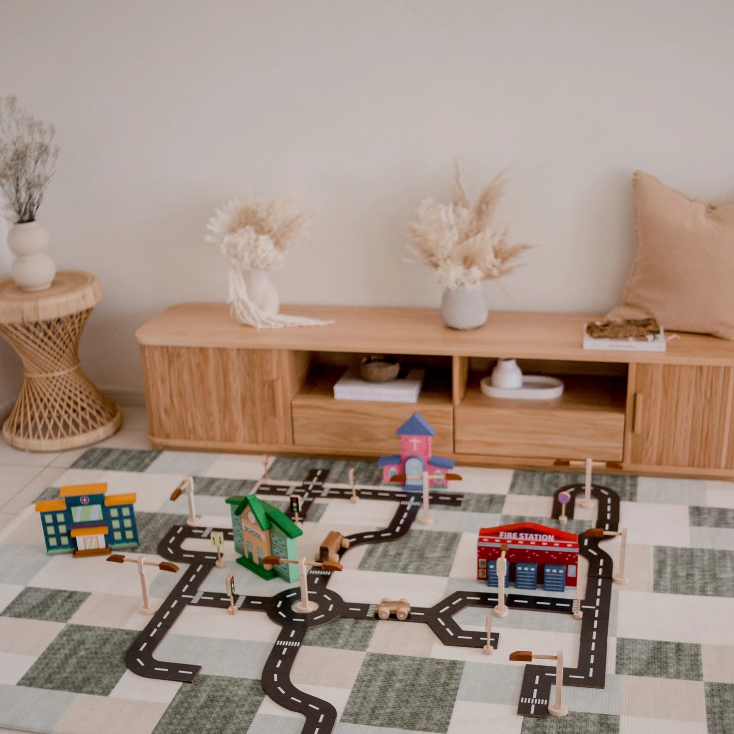 QToys Road Play Set