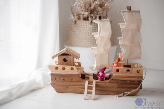 QToys Wooden Pirate Ship